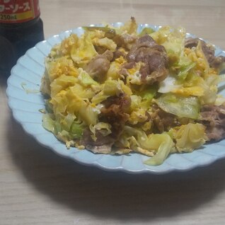 キャベツと豚肉の卵炒め